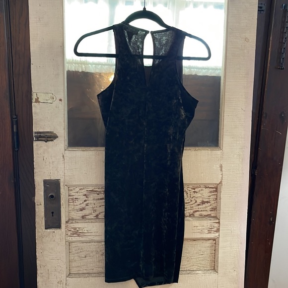 RD Style Velvet Asymmetrical Minidress Olive Green Size Small Like New - Picture 5 of 6